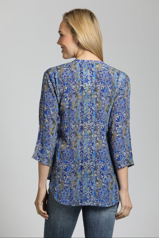 3/4 Sleeve Mandarin Collar Button-up